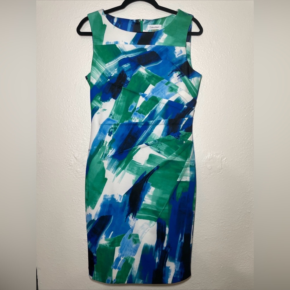 Calvin Klein Size 10 Watercolor Sheath Dress